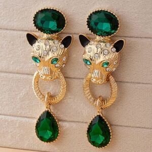 💚 NEW Elegant Gold and Green Panther Earrings 💚